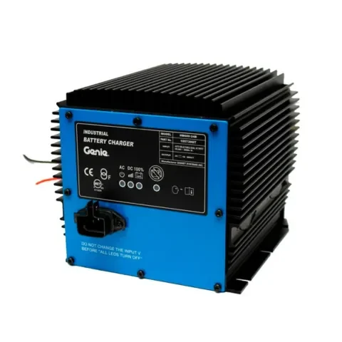 Carregador de bateria Genie com painel azul e dissipador preto